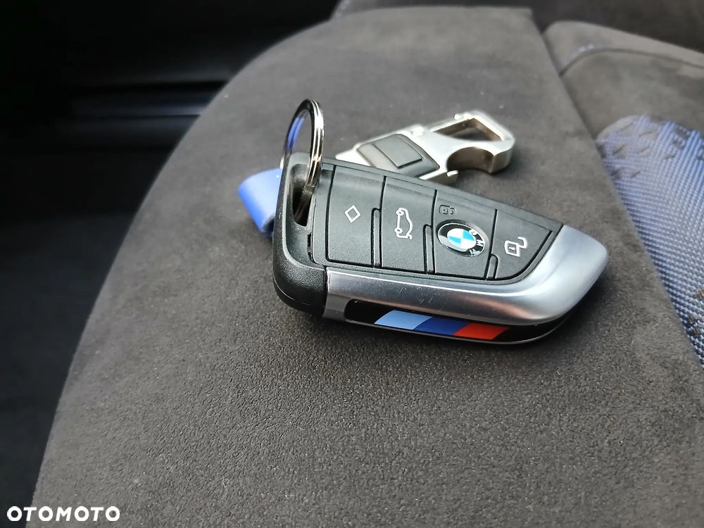 BMW Seria 2 220d GT M Sport - 32
