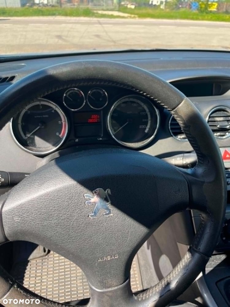 Peugeot 308 1.6 HDi Premium - 5