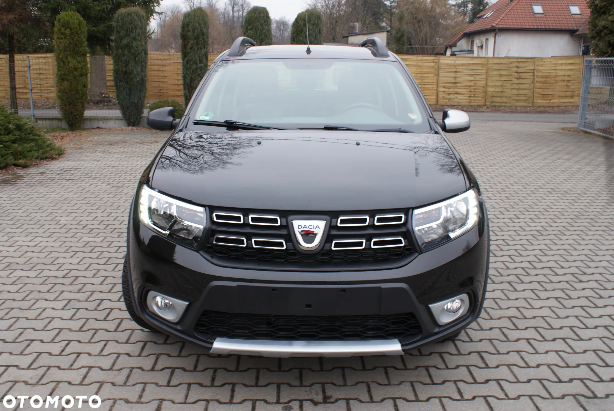 Dacia Sandero - 2