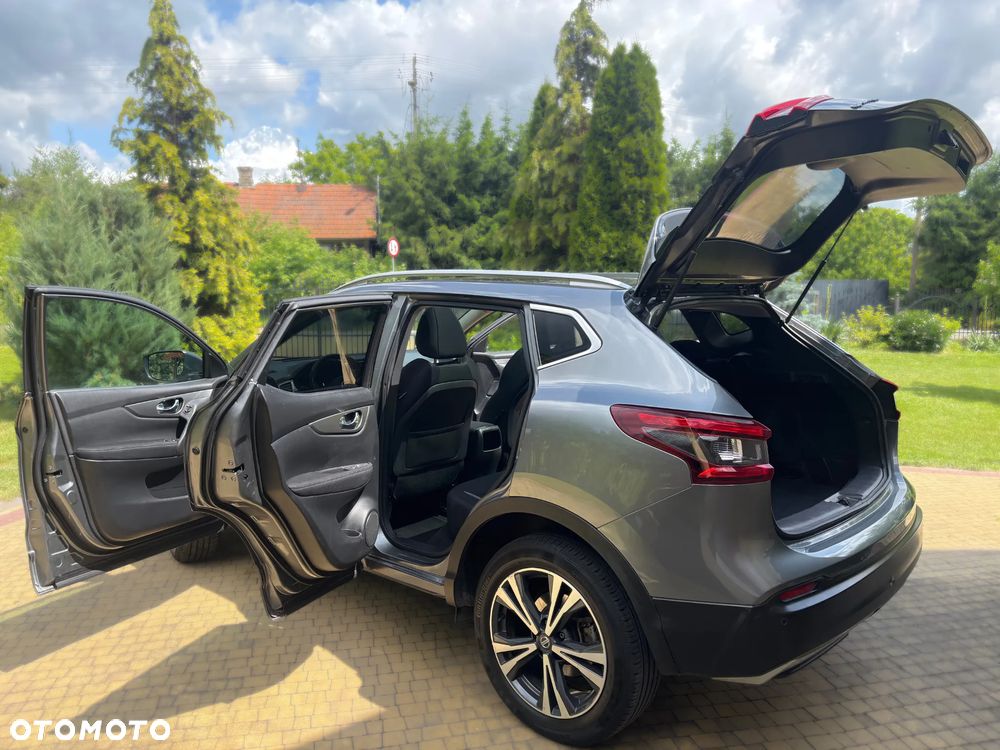 Nissan Qashqai 1.2 DIG-T N-Connecta EU6 - 8