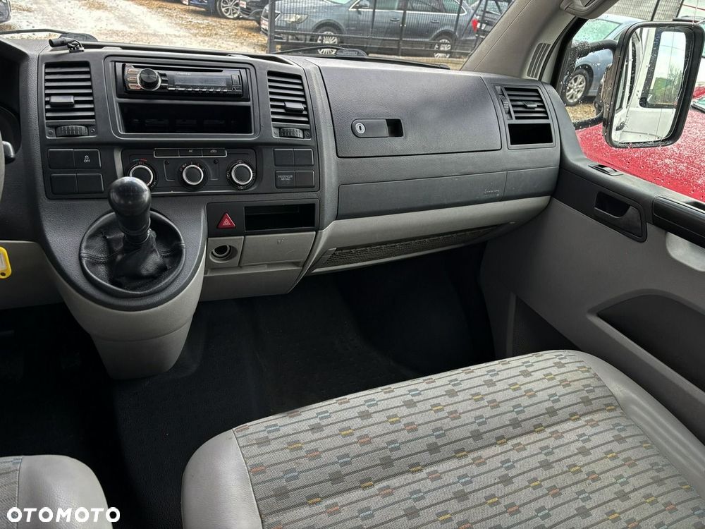 Volkswagen Transporter - 23