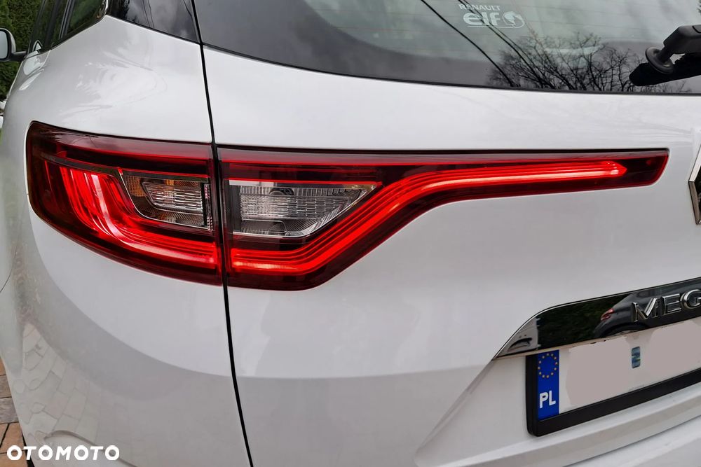 Renault Megane 1.7 Blue dCi Intens EDC - 8