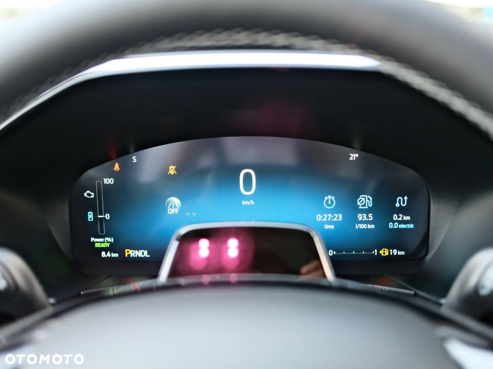 Ford Kuga - 26