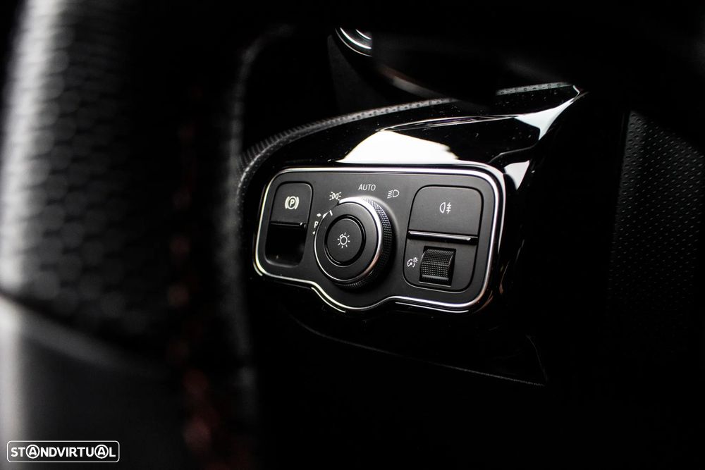Mercedes-Benz A 180 d AMG Line Aut. - 17