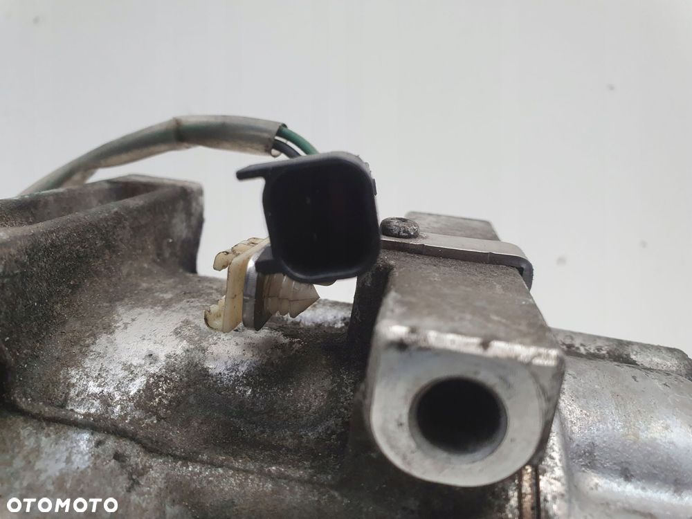 SPRĘŻARKA KLIMATYZACJI Volvo S40 II V50 2.0 D _ pompa 3M5H-19D629-HE - 8