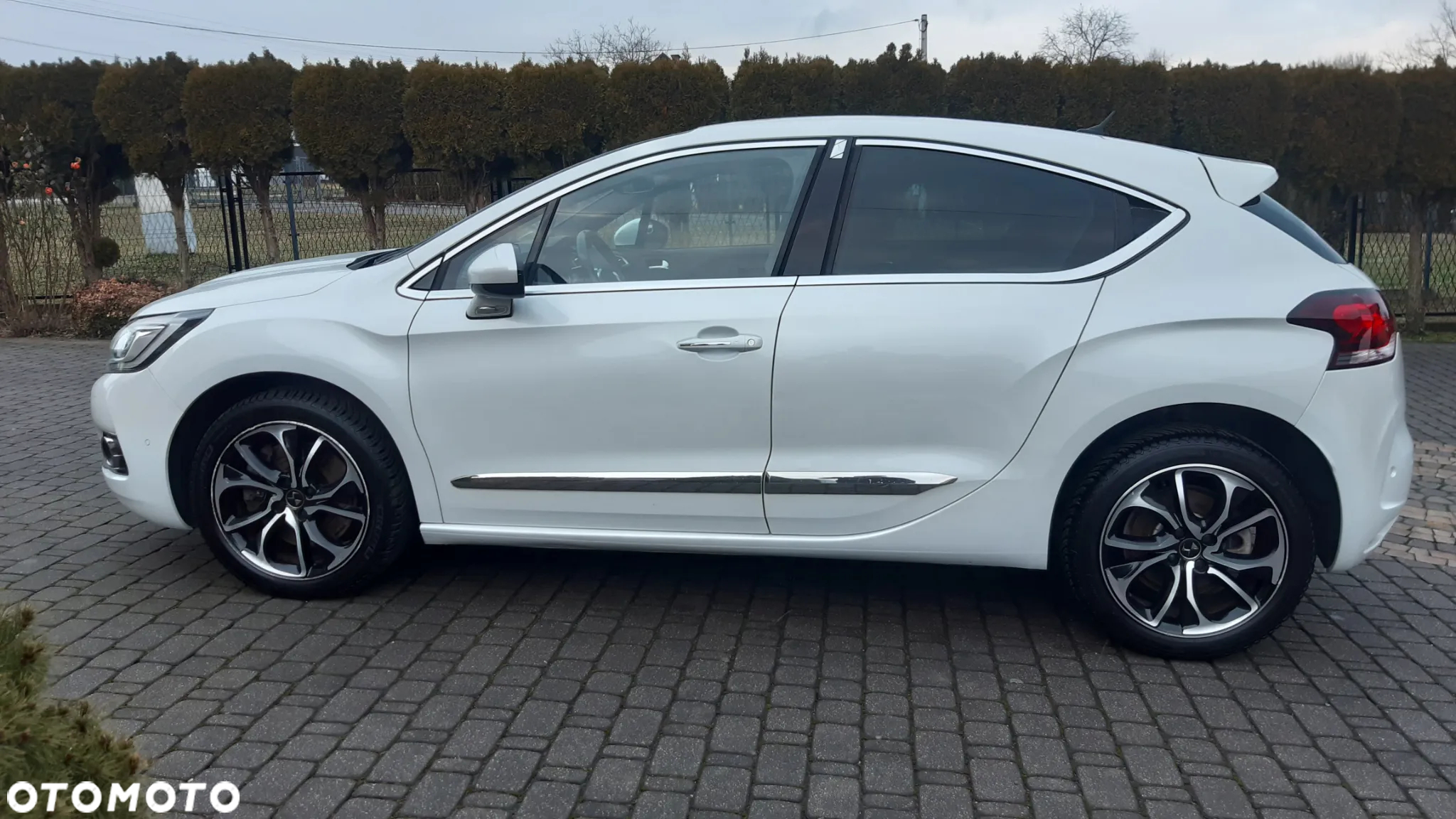 DS Automobiles DS 4 - 22