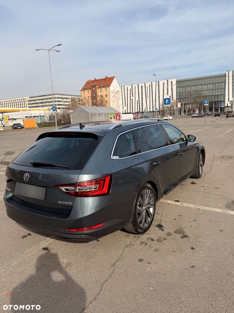 Skoda Superb 2.0 TDI Ambition - 8