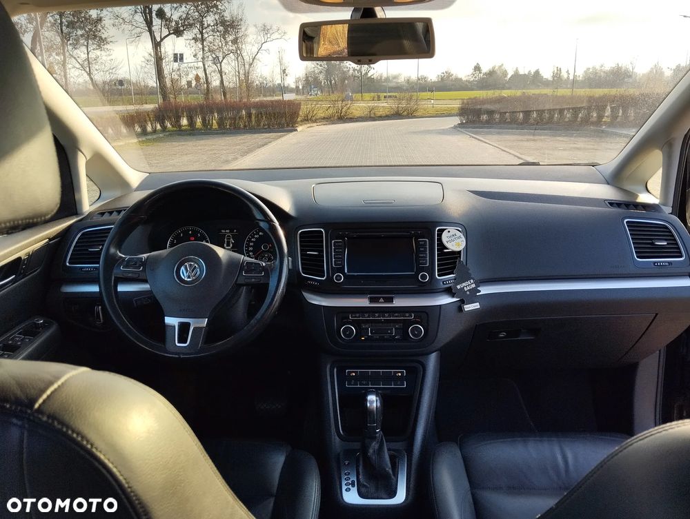 Volkswagen Sharan 2.0 TSI DSG Highline - 17