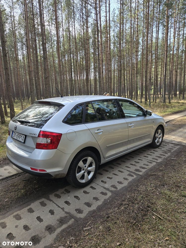 Skoda RAPID Spb 1.2 TSI Ambition Max - 4