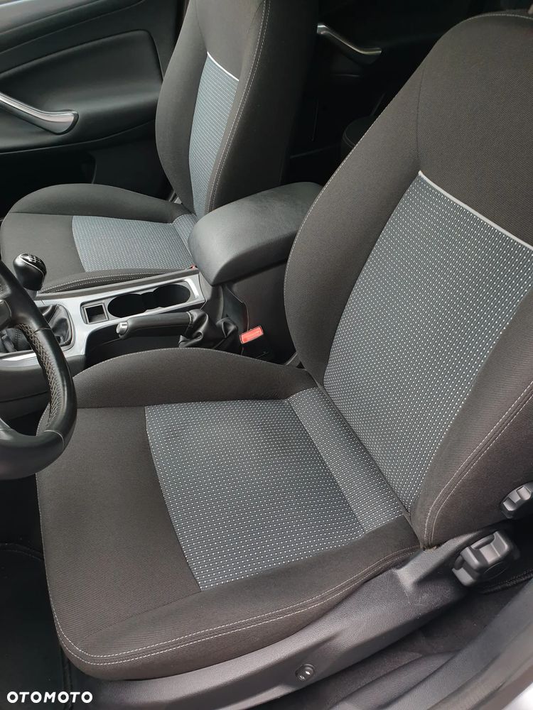 Ford Mondeo 2.0 TDCi Titanium X - 8