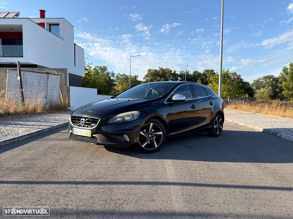 Volvo V40 D2 R Design - 1
