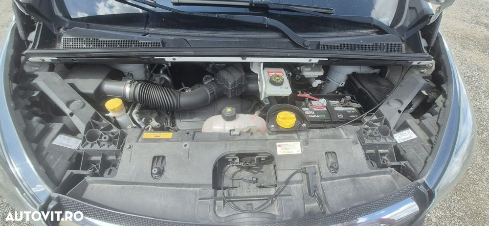Opel Vivaro - 16