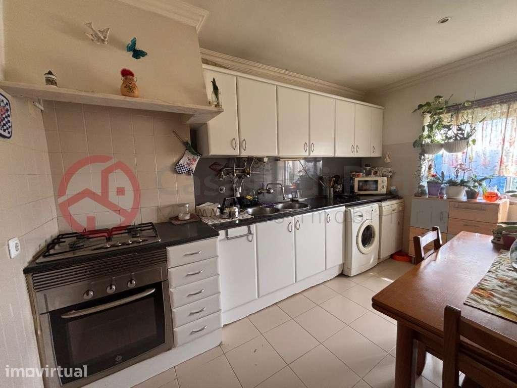Apartamento T3 com duas casas de banho em Paio Pires, Seixal - Grande imagem: 2/26