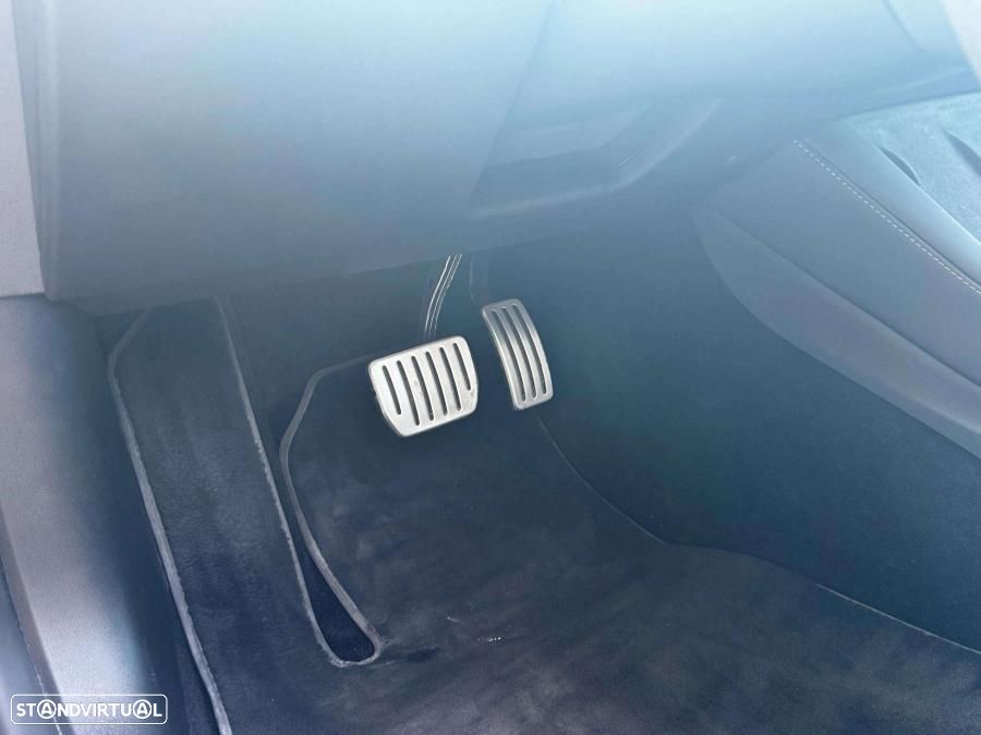 Tesla Model 3 Performance Tração Integral - 16