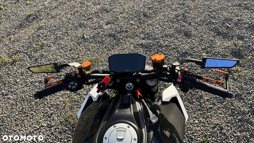 KTM Super Duke - 12