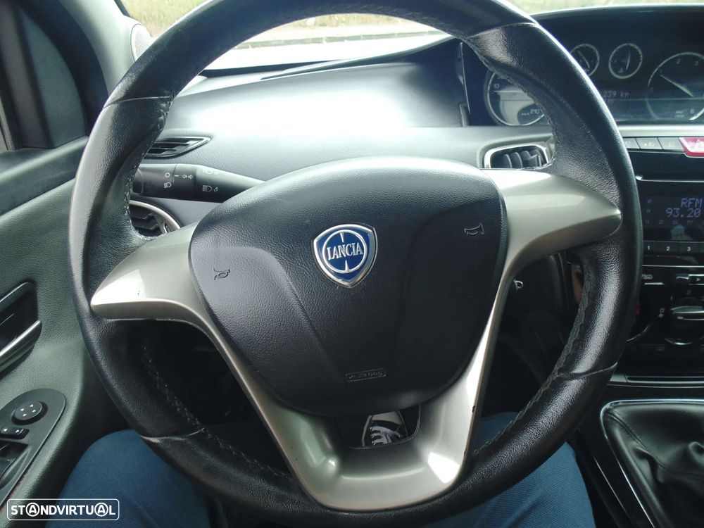 Lancia Ypsilon 1.3 M-jet S&S Gold - 22