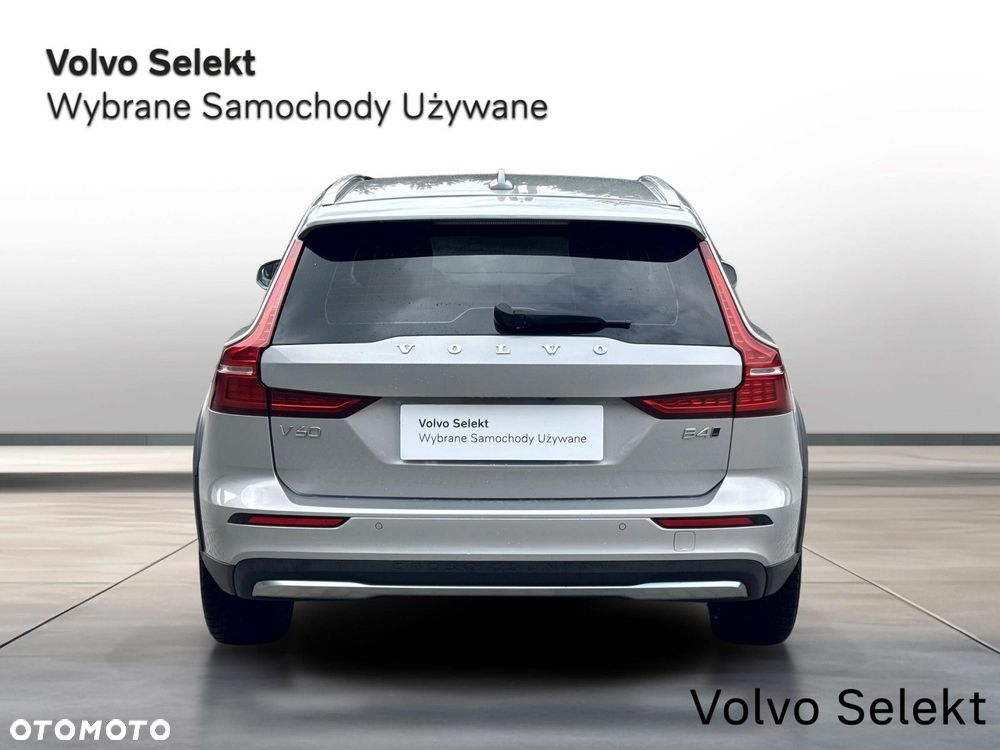 Volvo V60 Cross Country - 5