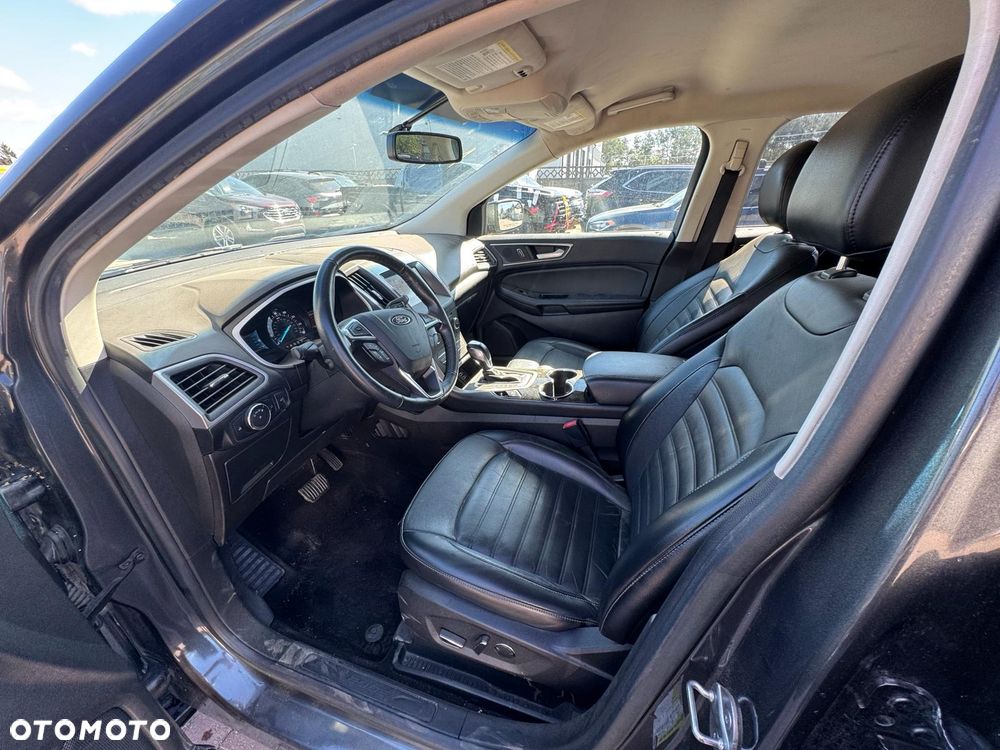 Ford Edge - 11