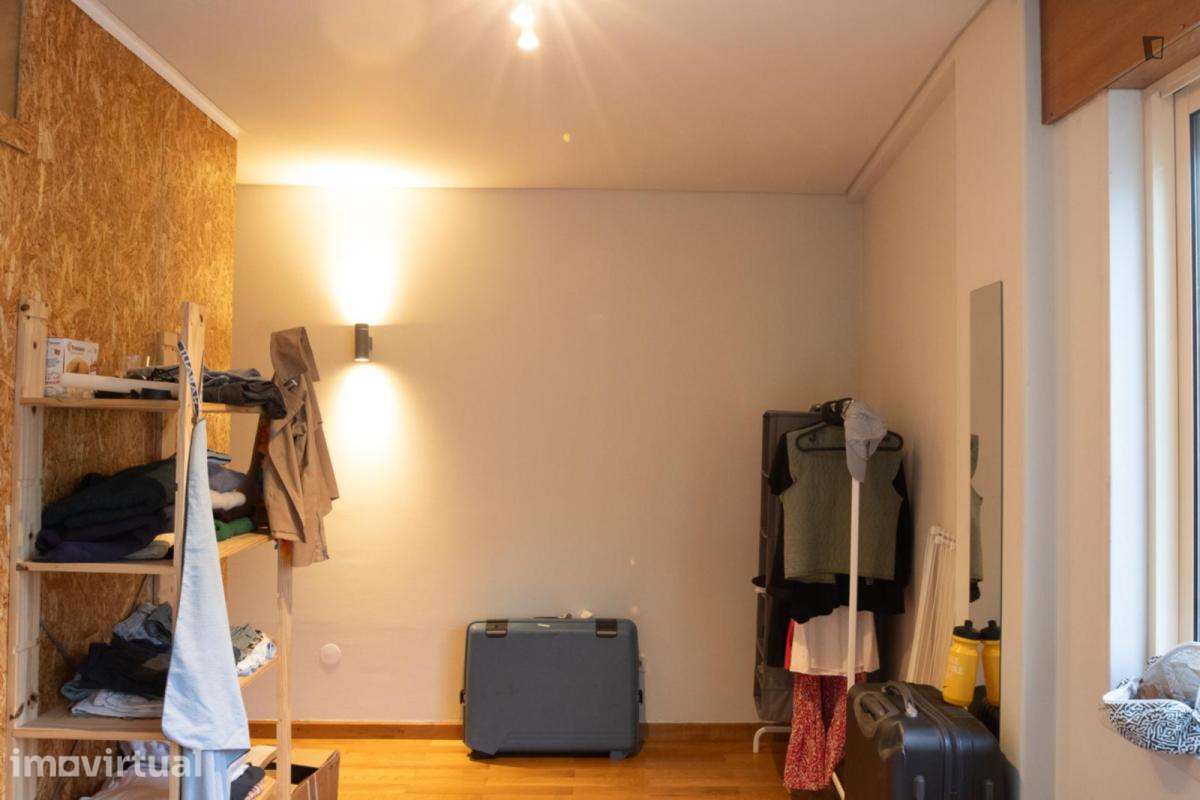 Quarto - localizado em Cedofeita Porto - Grande imagem: 5/14