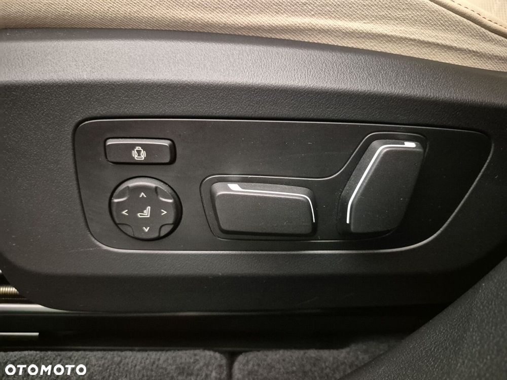 BMW X3 xDrive20d mHEV - 25
