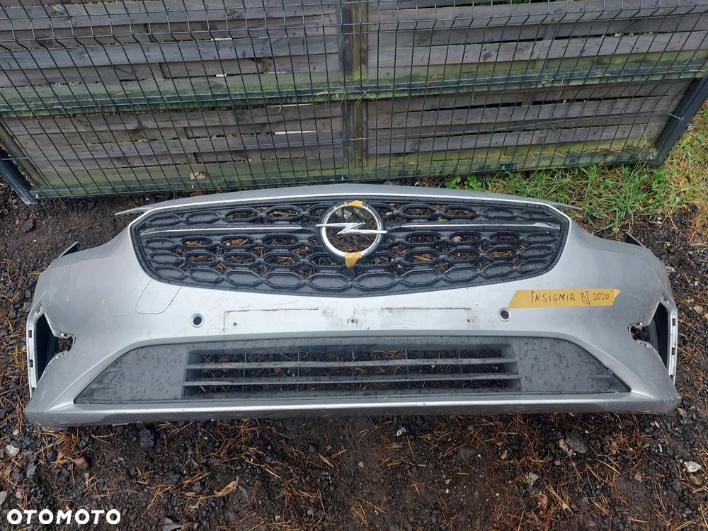 Opel insignia B lift zderzak grill ładny pdc - 1