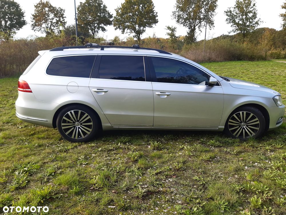 Volkswagen Passat 2.0 TDI Highline R-Style - 7