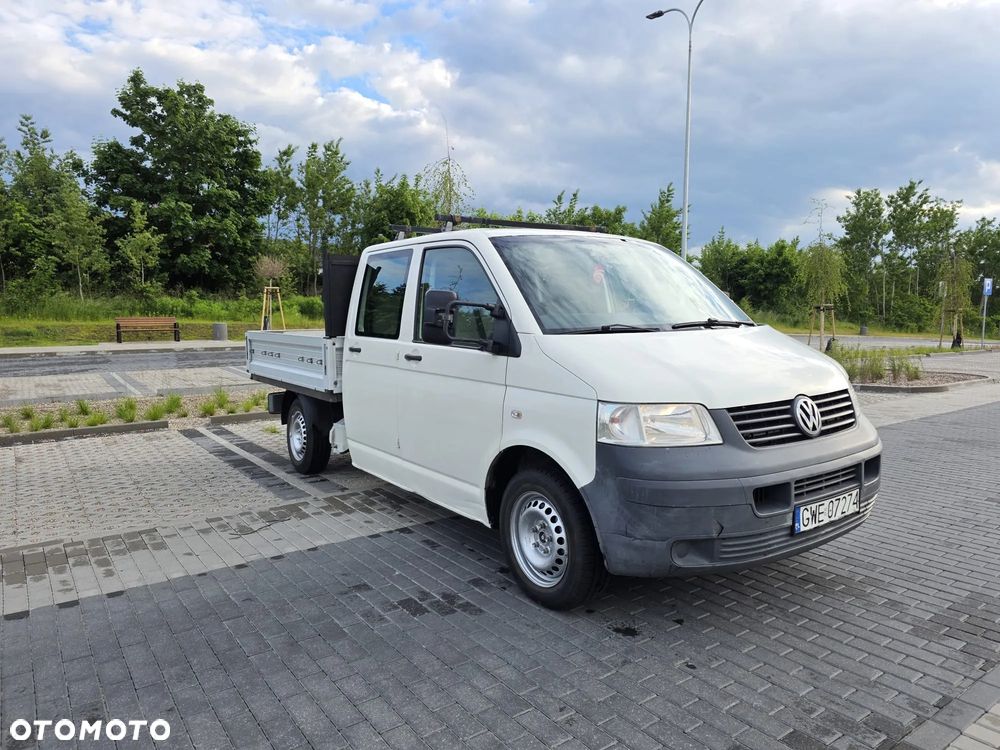 Volkswagen Transporter - 1