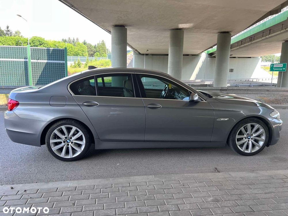 BMW Seria 5 530d - 8