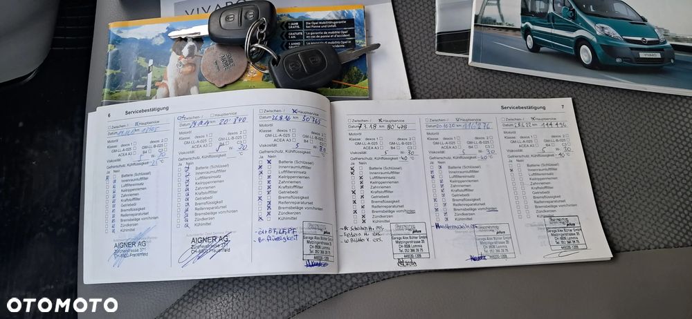 Opel Vivaro 2.5 CDTi L2H1 - 28