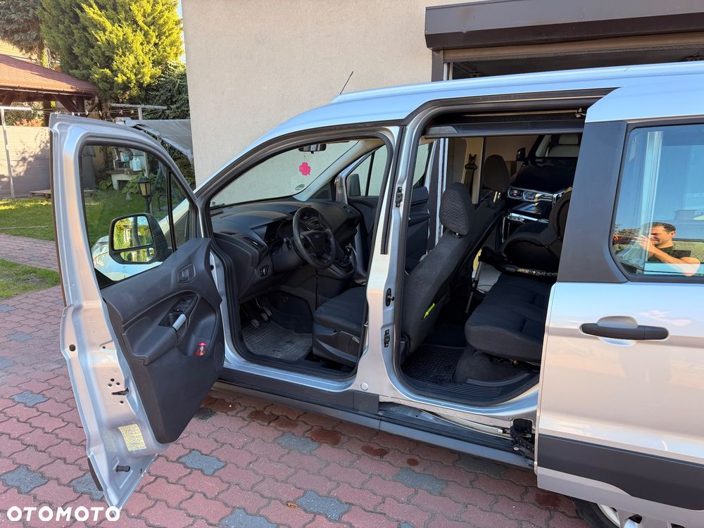 Ford Transit Connect - 14