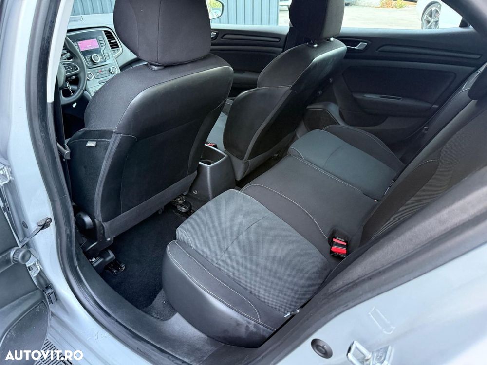 Renault Megane - 9