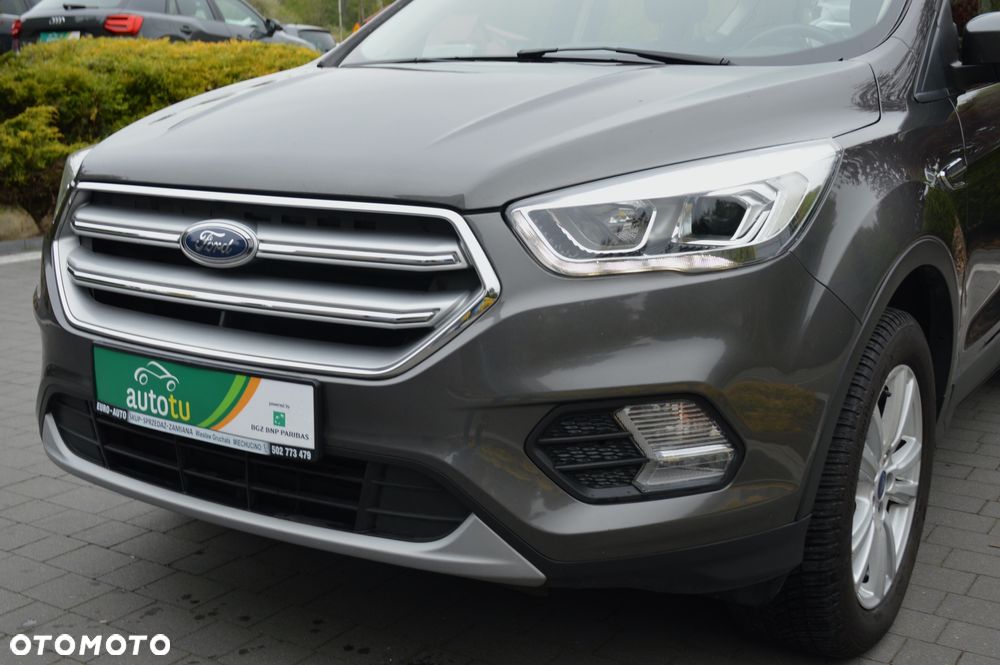 Ford Kuga 2.0 TDCi 4x4 Titanium - 38