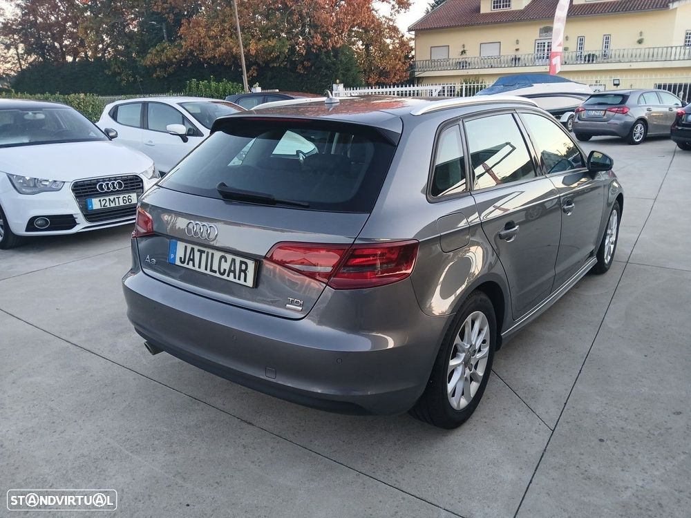 Audi A3 Sportback 1.6 TDI - 10