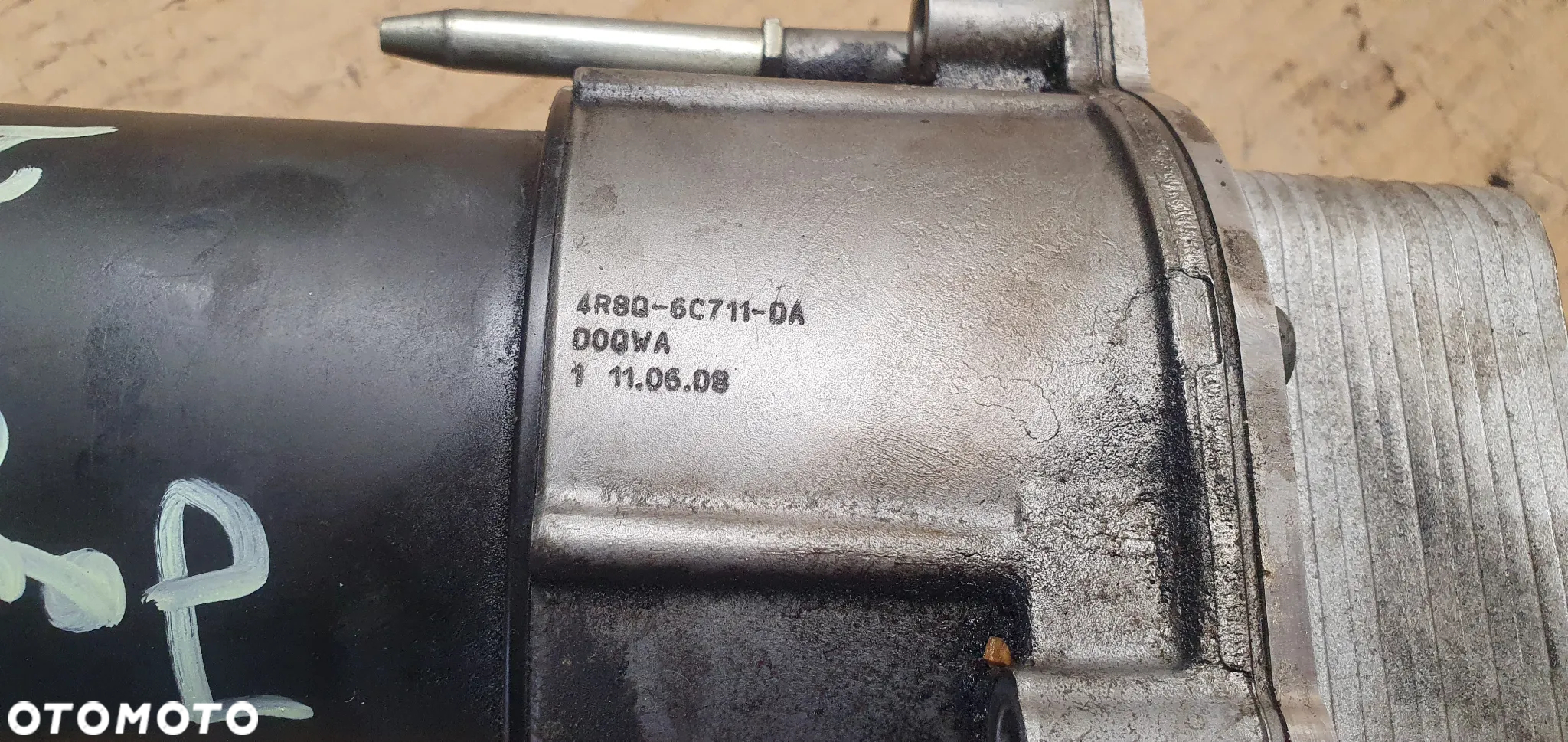 Podstawa obudowa filtra oleju Jaguar XF X250 2.7 TDV6 4R8Q-6C711-DA - 9
