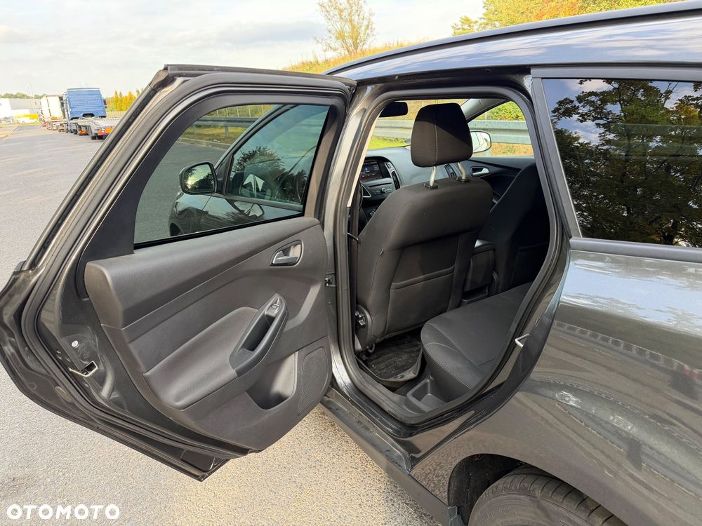Ford Focus - 23