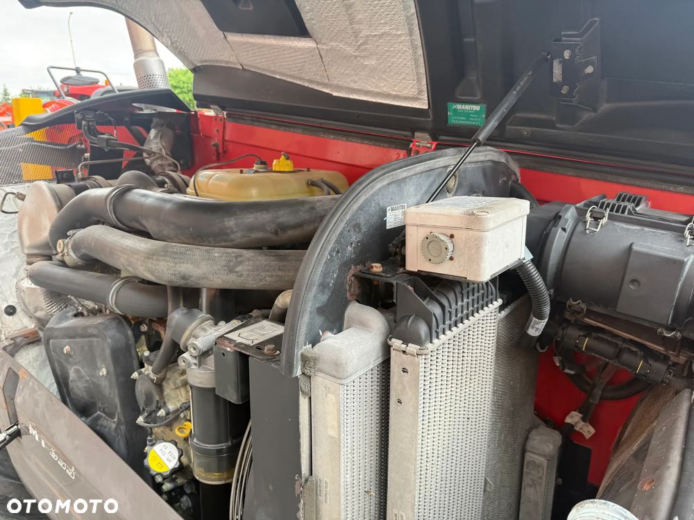 Manitou MT835 ST3B - 33