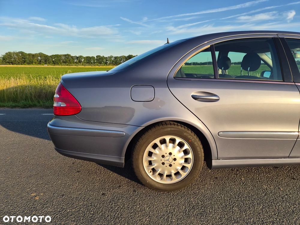 Mercedes-Benz Klasa E 280 CDI Elegance - 21
