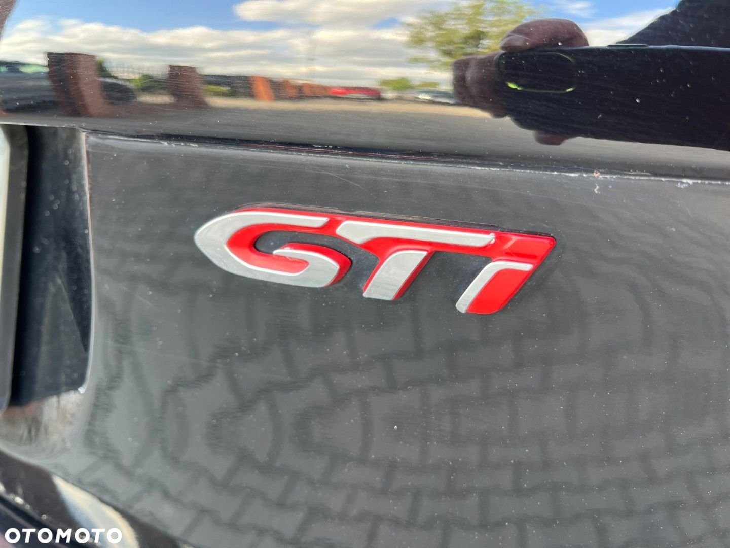 Peugeot 208 GTI 200 THP - 31