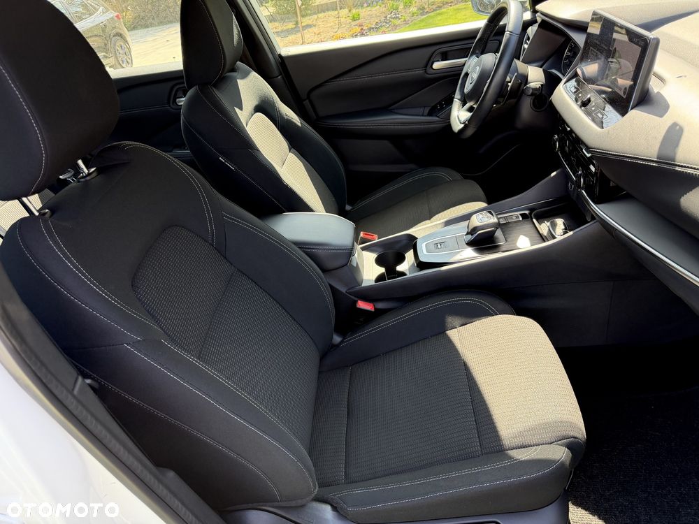 Nissan Qashqai 1.3 DIG-T MHEV Xtronic Acenta - 36