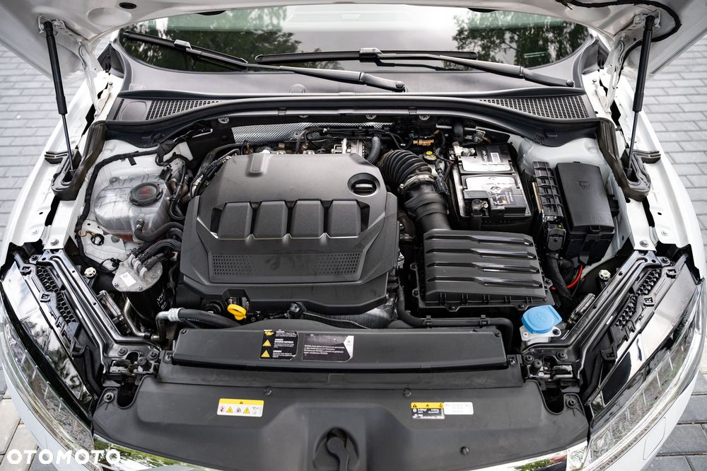 Skoda Superb 2.0 TDI SCR Style DSG - 22