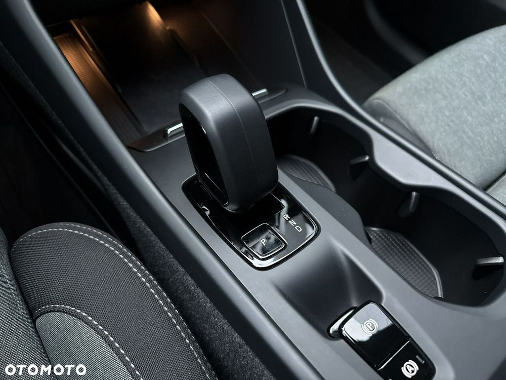 Volvo XC 40 T5 Plug-In Hybrid Core - 24