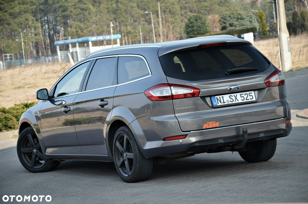 Ford Mondeo - 12