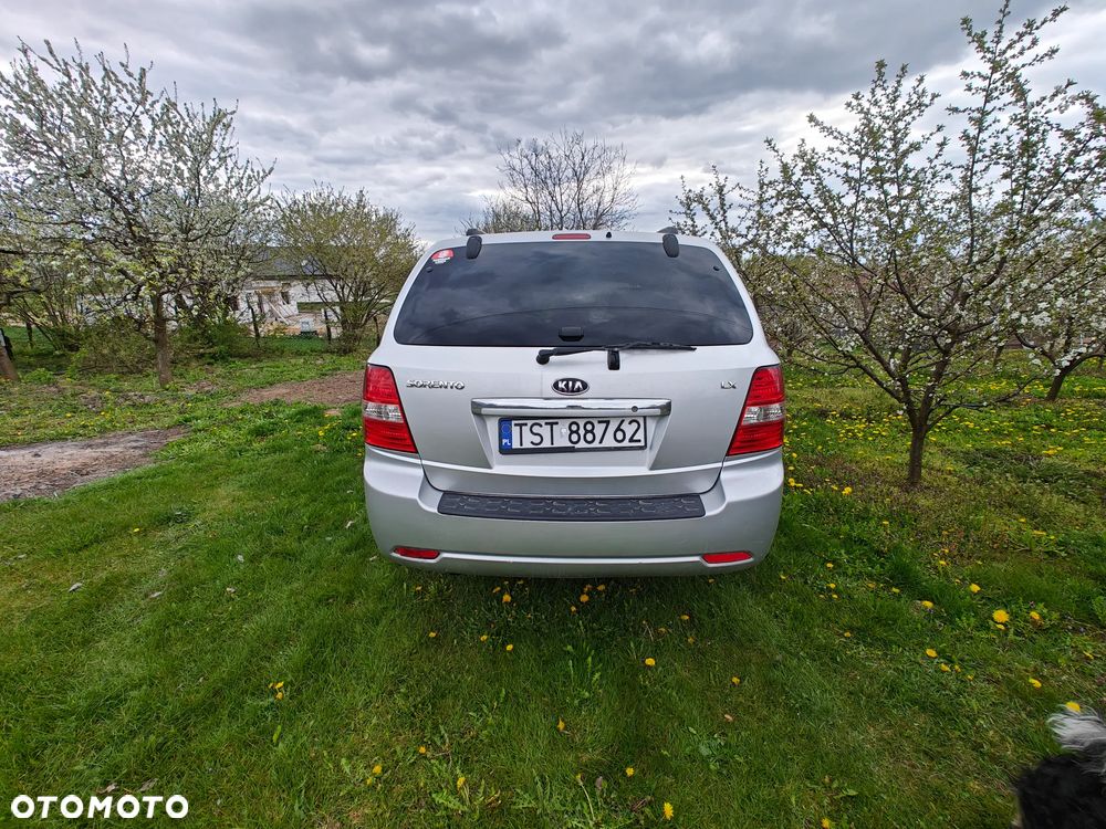 Kia Sorento 3.3 V6 LX - 5