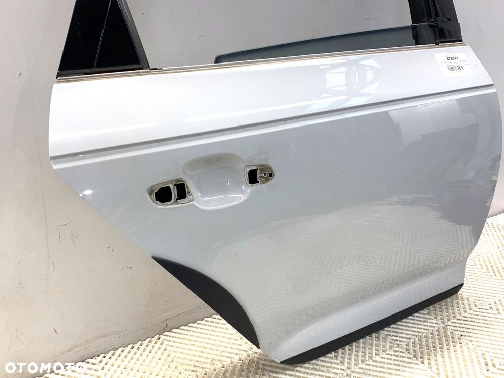 DRZWI PRAWY TYŁ AUDI A4 Allroad B9 (8WH, 8WJ) 2016 - 2022 2.0 TDI quattro 140 kW [190 KM] olej - 3