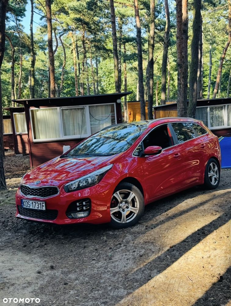 Kia Ceed 1.6 CRDi GT Line - 1
