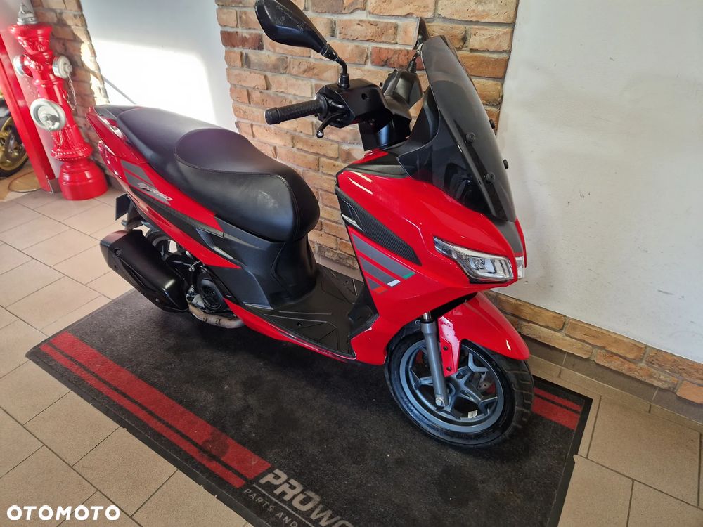 Aprilia SXR