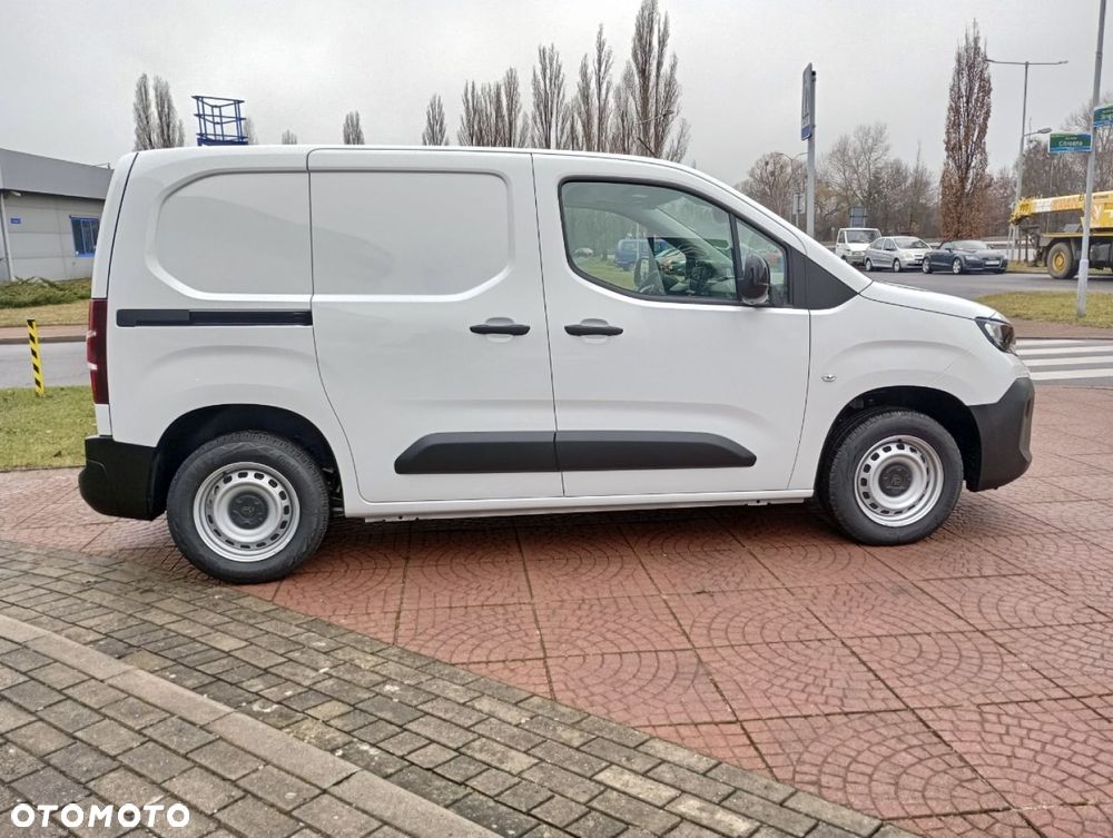 Peugeot Partner - 8