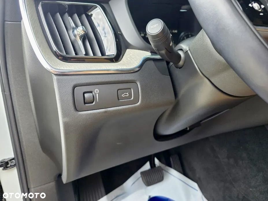Volvo XC 60 - 19