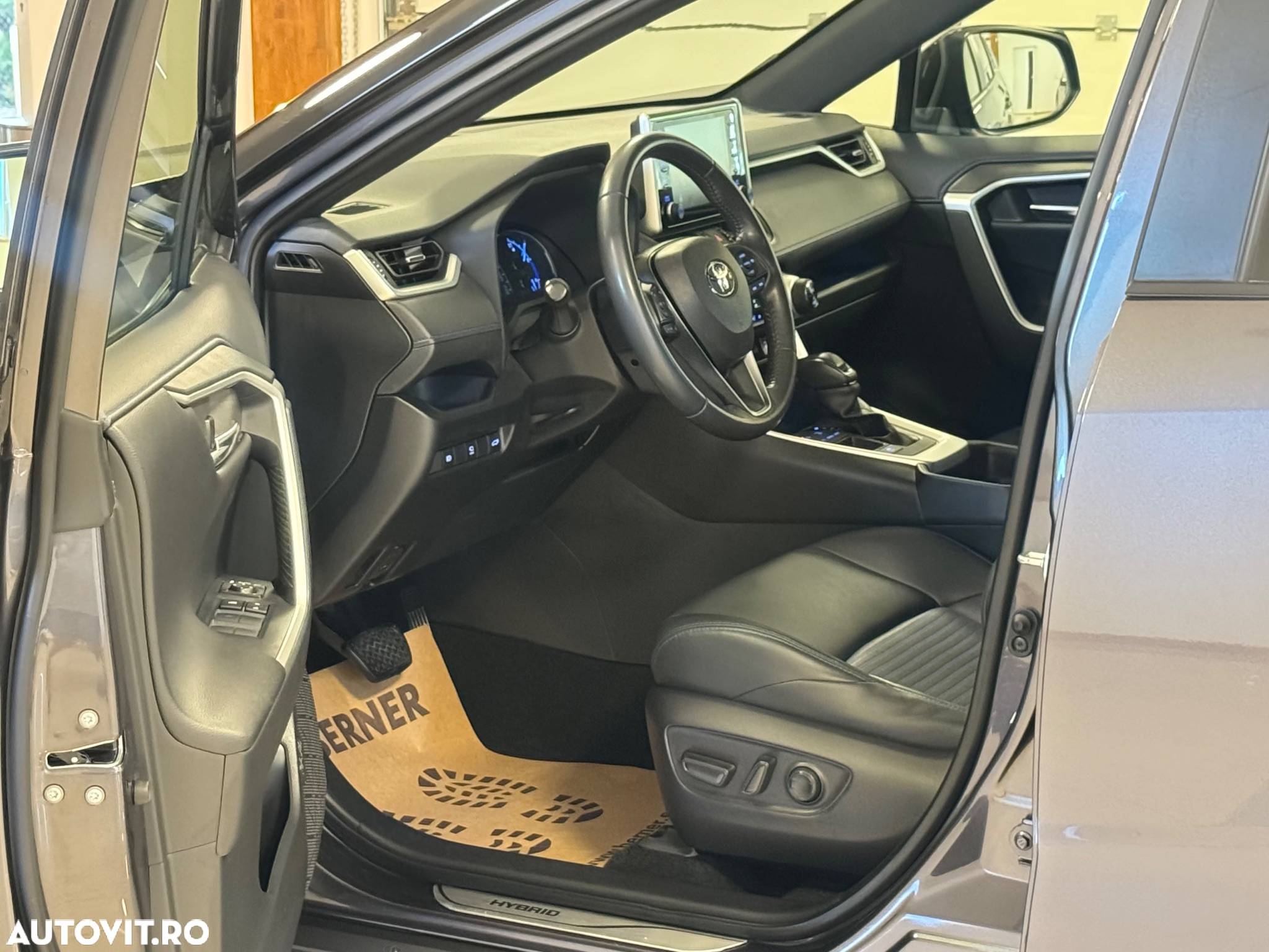 Toyota RAV4 2.5 Hybrid VVT-iE 4x2 Dynamic - 9