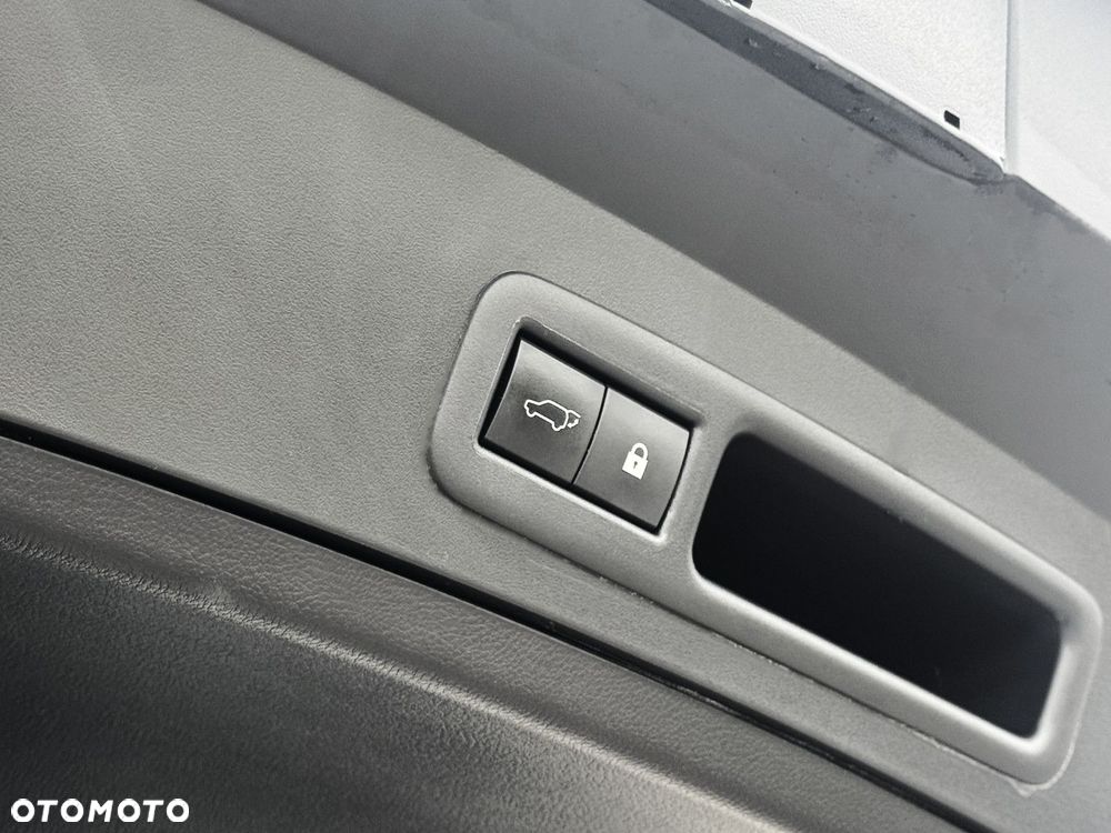 Lexus UX - 29